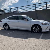 Lexus ES 2.5 AT, 2019, 91 900 км, с пробегом, цена 3 790 000 руб.