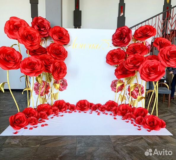 Фотозоны, ростовые цветы, цифры