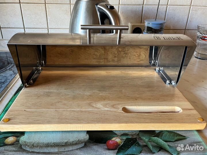 Хлебница taller