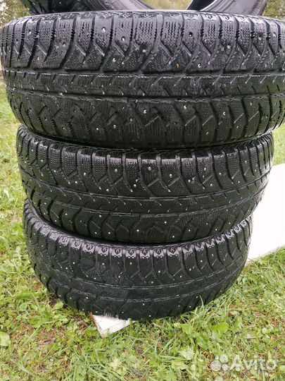 Bridgestone Ice Cruiser 7000 235/60 R18
