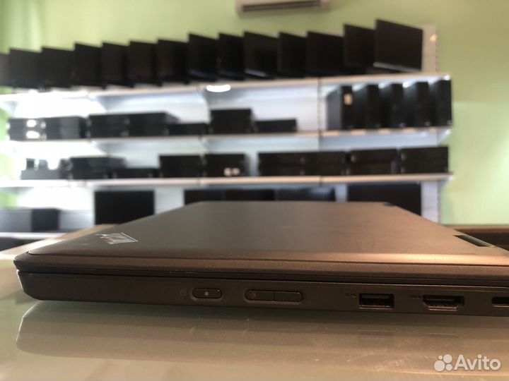 Ноутбук Lenovo ThinkPad компактный на базе Intel