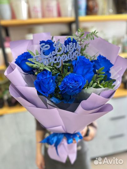 Синие розы букет