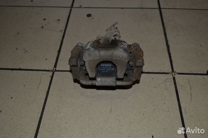 Тормозной суппорт задний левый Volkswagen Jetta 5