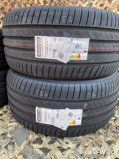 Bridgestone Turanza 6 245/45 R19 и 275/40 R19 102Y