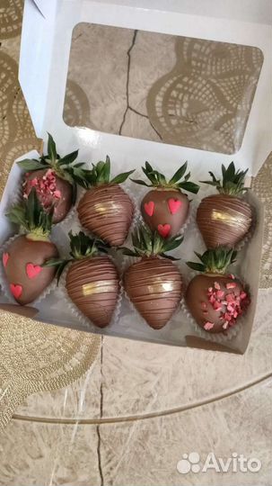 Коробки для клyбники и для подарков