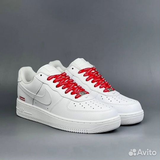 Nike Air Force 1 Low Supreme White