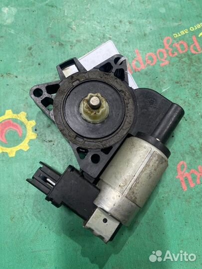 Моторчик стеклоподъемника передний левый Mazda 6