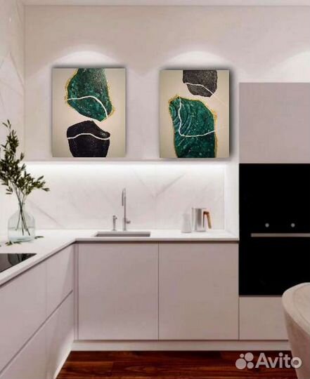 Интерьерная картина фактурная в наличии