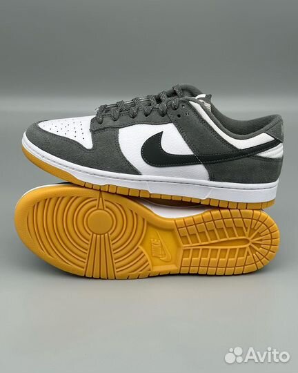 Nike Dunk Low Smoke Grey Gum