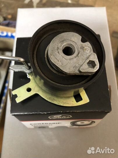 Натяжной ролик грм rr evoque