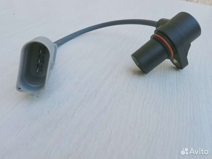 Датчик положения коленвала AMD.SEN222