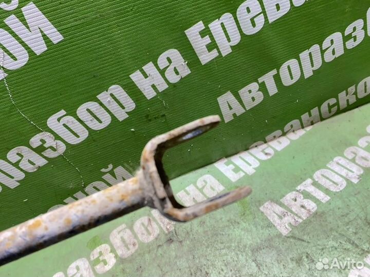 Рычаг подвески задний Toyota Avensis AT220 4A-FE