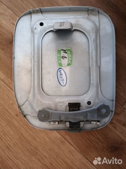 Лючок бензобака toyota corolla ae110