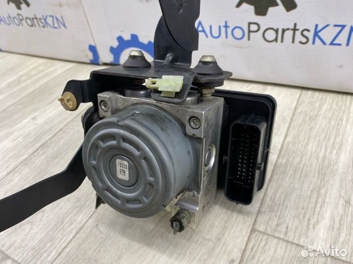 Блок ABS Mitsubishi Outlander 3 4J11