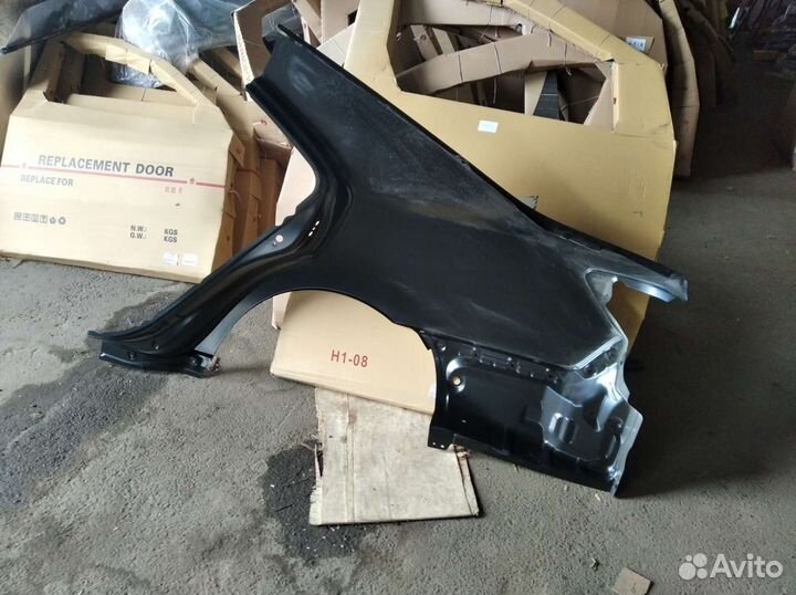 Крыло заднее правое Toyota Camry 50 / 55