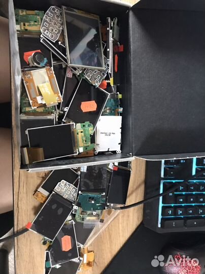 Дисплеи для телефонов