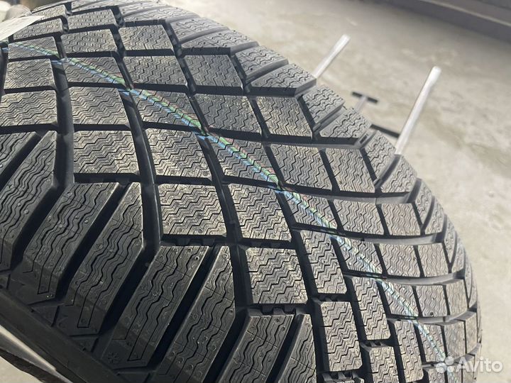 Continental ContiVikingContact 7 275/50 R20 113T