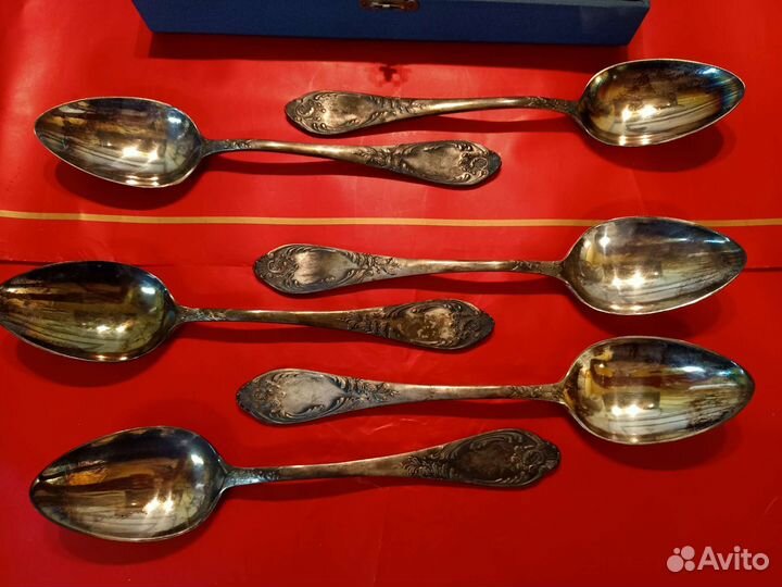 Полдюжины столовых мельхиоровых ложек 60-е г СССР