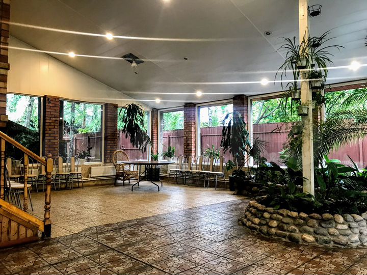 Дом 1000 м² на участке 30 сот.