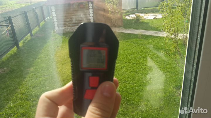 Фонарик для велосипеда со спидометром