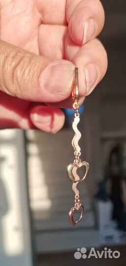 Золотые серьги