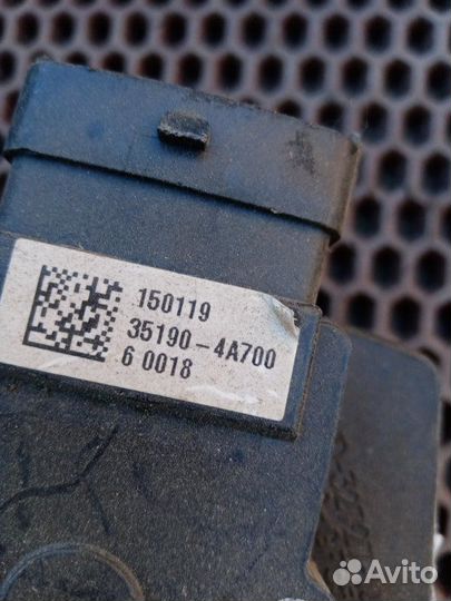 Педаль газа Hyundai Solaris