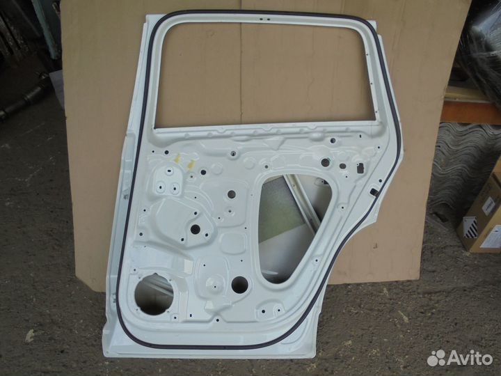 Дверь задняя правая Skoda Kodiaq (2016-нв)