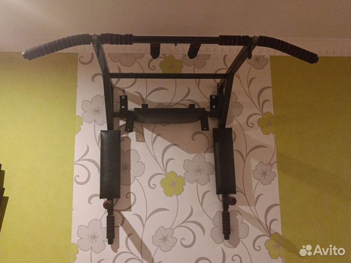 Турник настенный 3 в 1 бу