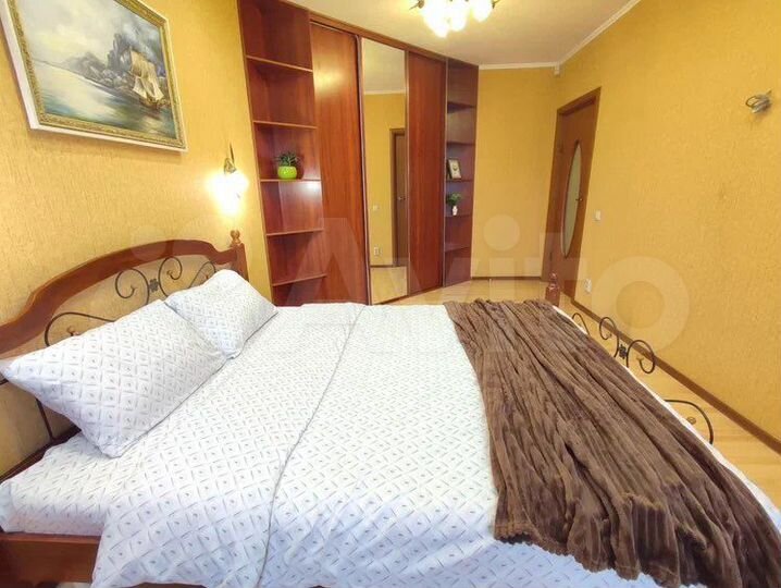 2-к. квартира, 56 м², 2/12 эт.