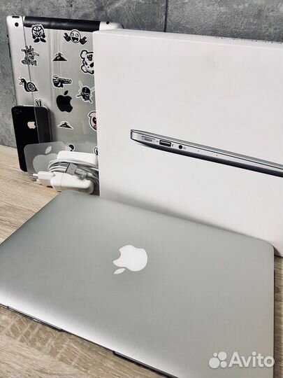 Apple Macbook air 11 2018