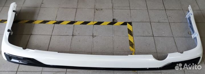 Обвес Executive White Toyota LC 200 2016+