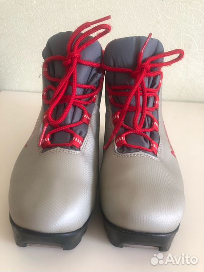 Ботинки лыжные 36 размер