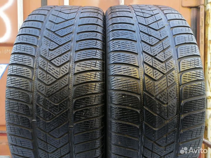 Pirelli Scorpion Winter 255/55 R18 105V
