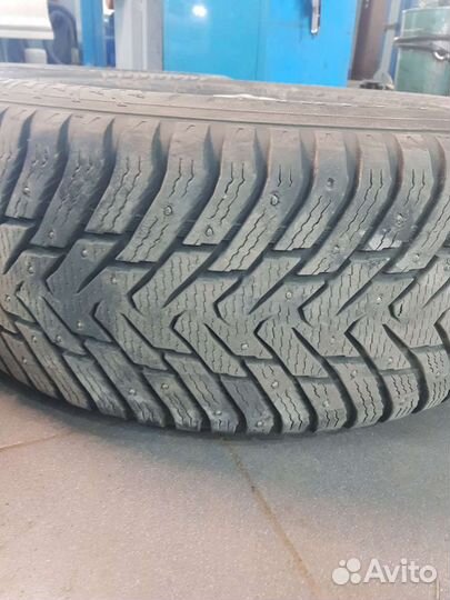 Nokian Tyres Hakkapeliitta 8 SUV 285/60 R18