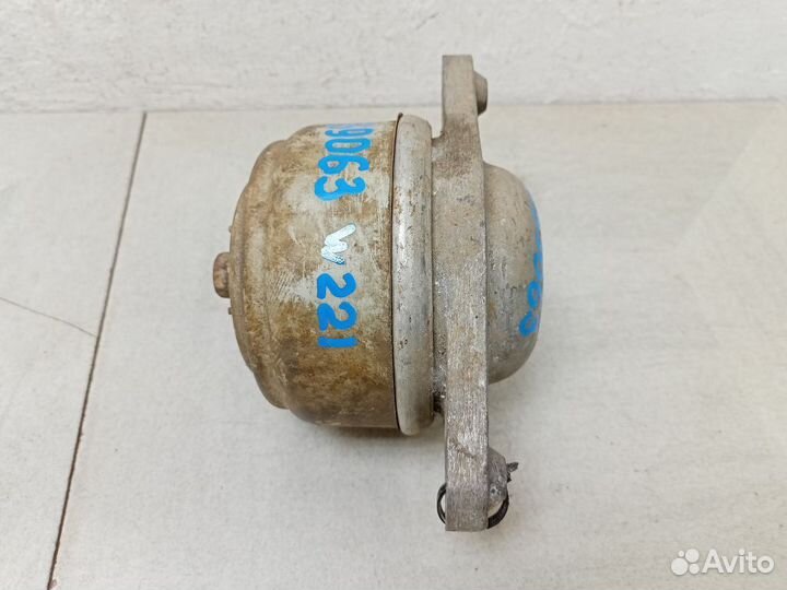 Опора двигателя Мерседес