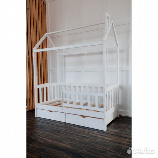 Детская кровать домик 80*160