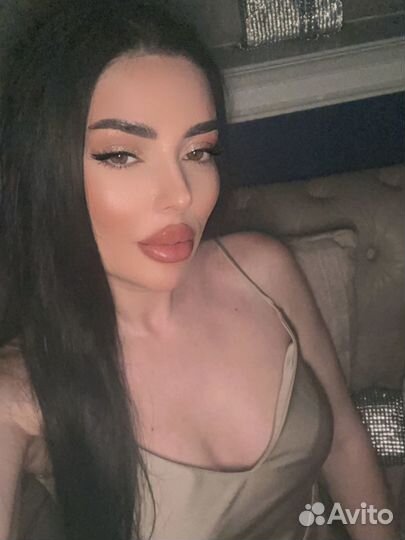 Косметолог увеличение губ ботокс био