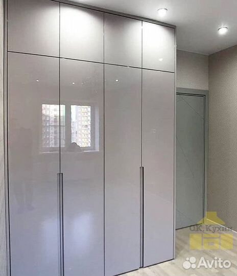 Шкаф стенка