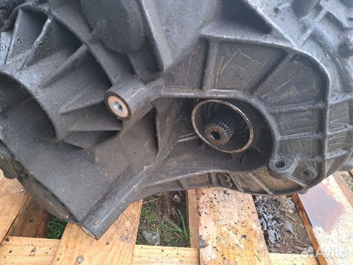 МКПП Volkswagen Transporter T5