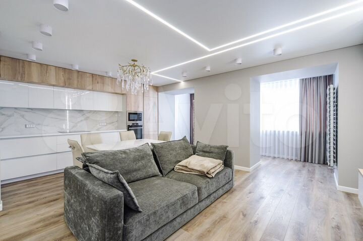 3-к. квартира, 80 м², 4/10 эт.