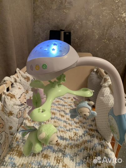 Мобиль для детской кроватки