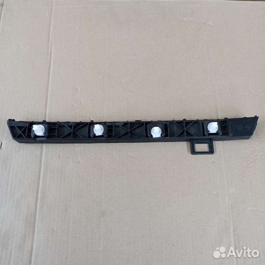 Крепление заднего бампера левая Solaris 2 17-23г