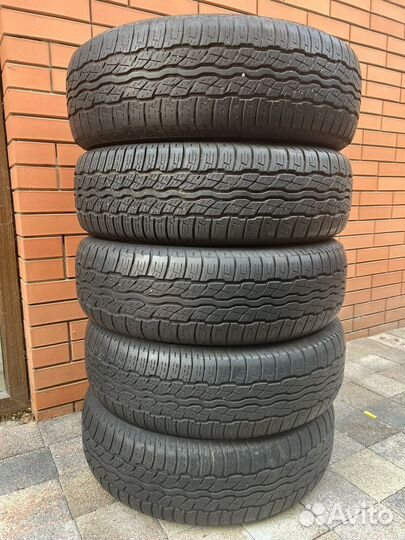 Bridgestone Dueler H/T 687 225/65 R17