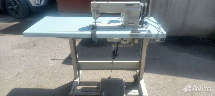 Продам швейную машинку