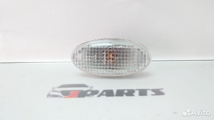 Повторитель поворота Mazda 3 BK рестайлинг (2006—2