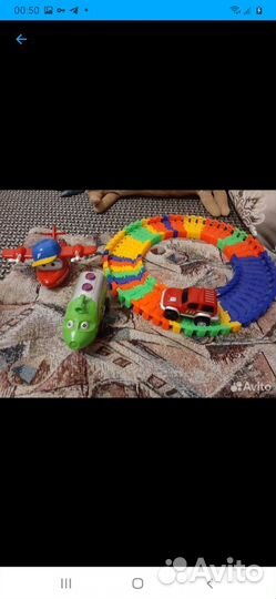 Игрушки развивающие моторику и робот трансформер