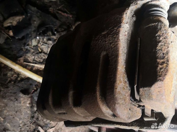 Суппорт передний правый Great wall hover h5