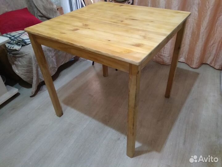 Кухонный стол Икея 75х75.натур.дерево