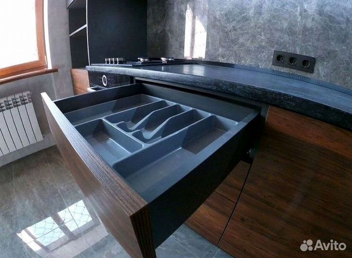 Кухни в минимализме на заказ в Омске