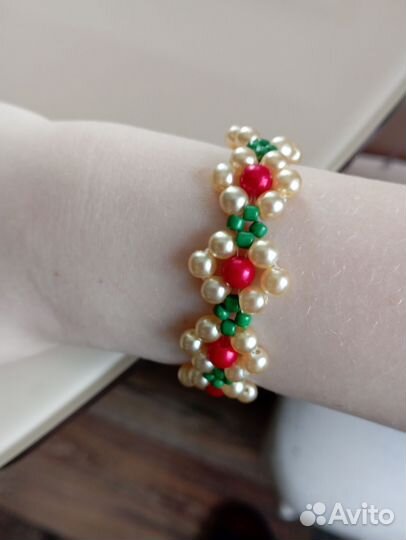 Браслет из бисера